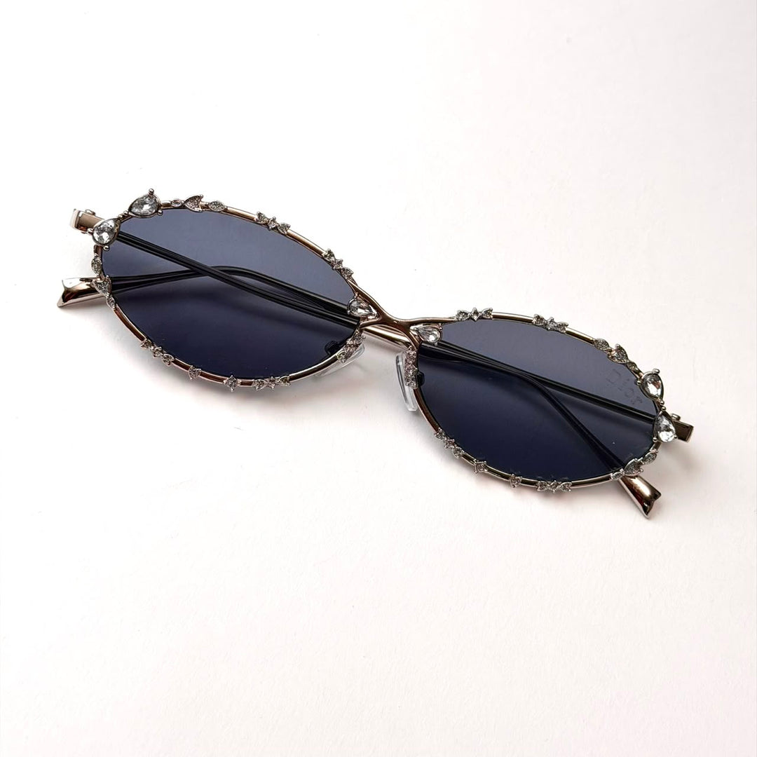 DIOR Crystal Oval – Silver Smoke