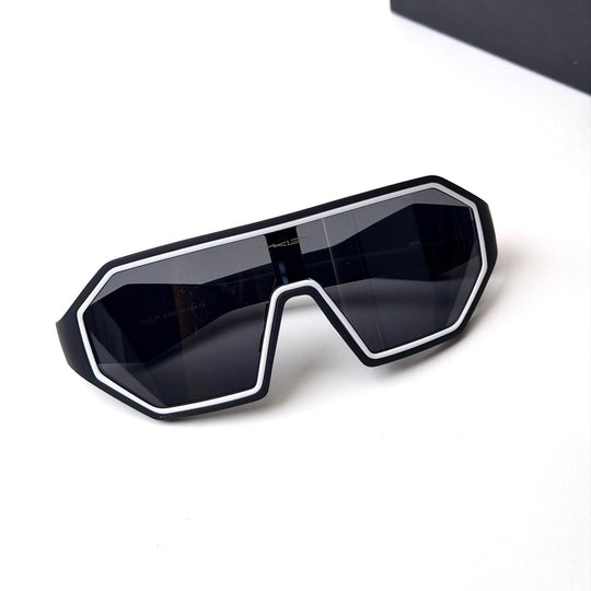 Oakley Sutro – Matte Black Smoke