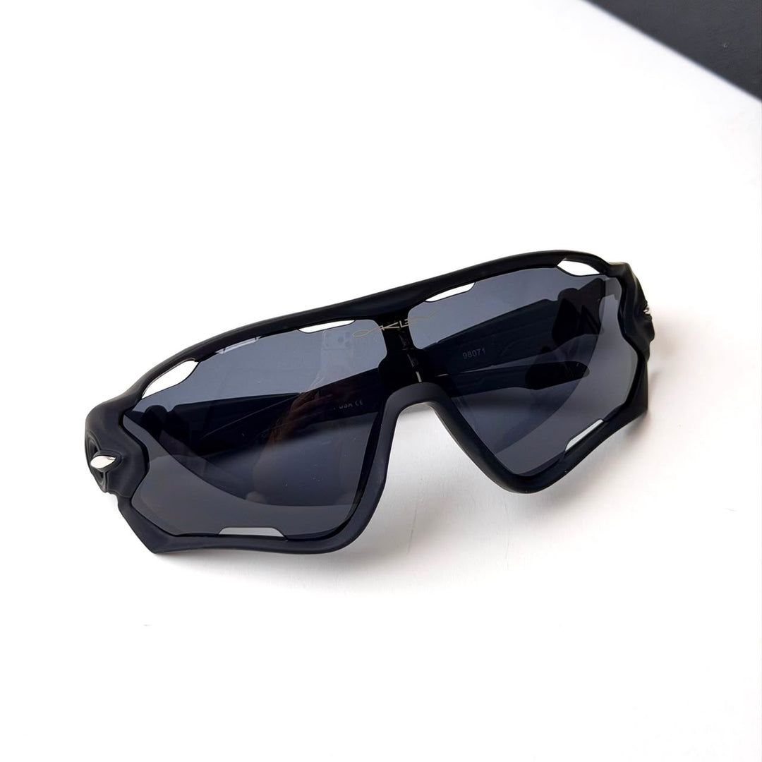 Oakley Jawbreaker – Matte Black Smoke