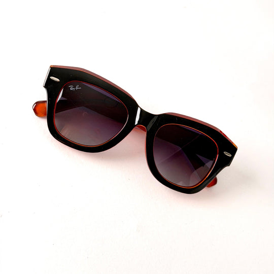 Ray Ban Wayfarer – Black / Amber