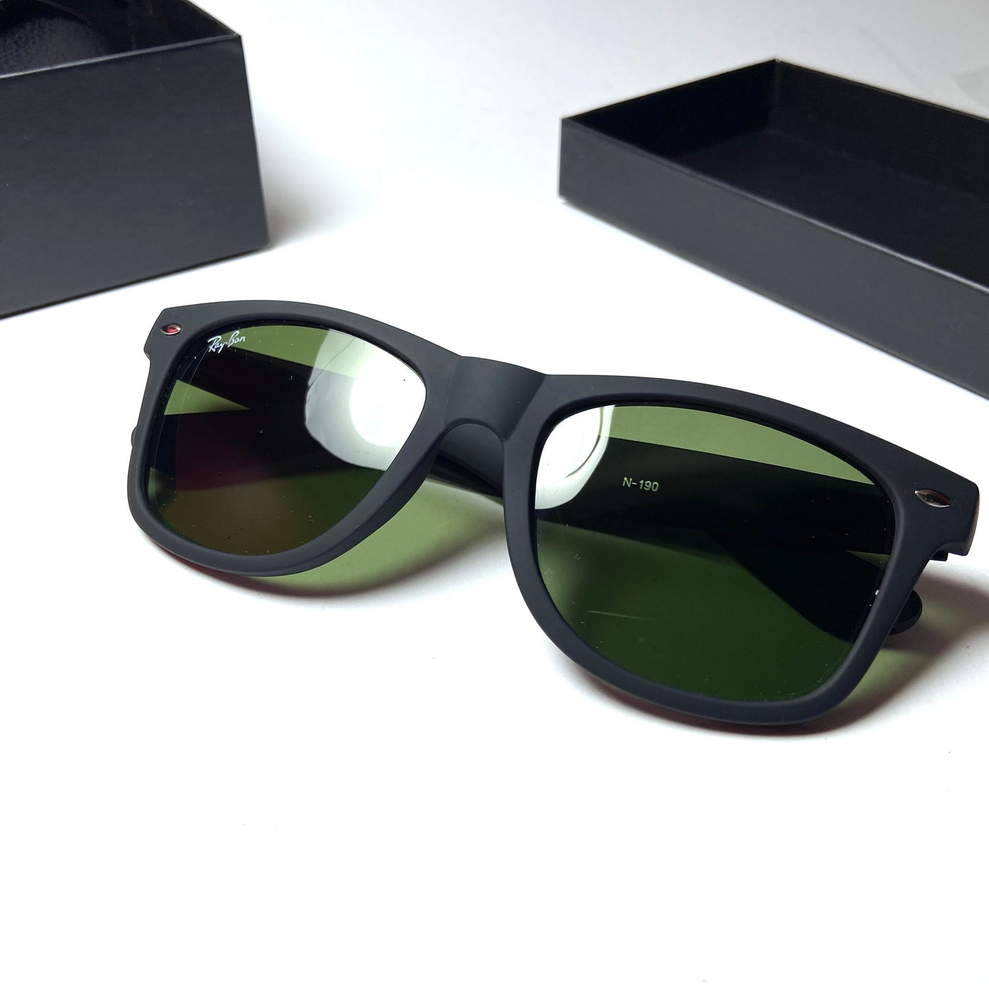 Ray Ban Wayfarer Matte oily green