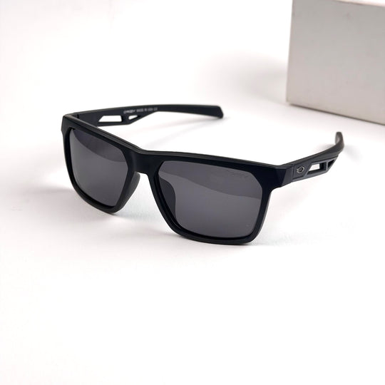 Oakley Square Sport – Matte Black Smoke