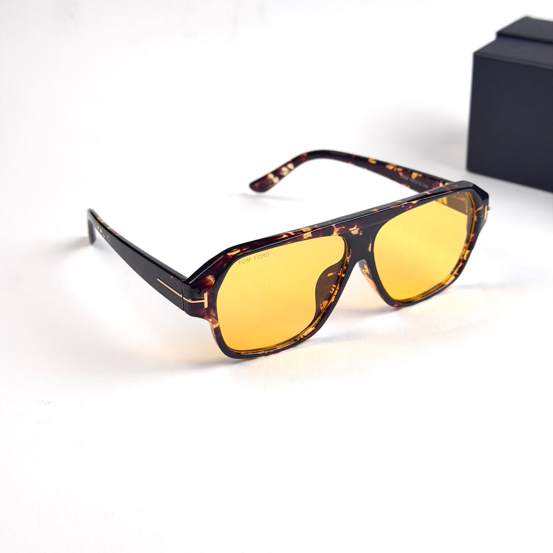 Tom Ford Oversized Aviator – Tortoise Amber