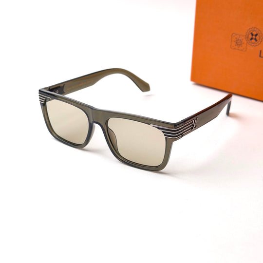 LOUIS VUITTON LV Legacy Square – Khaki Mirror
