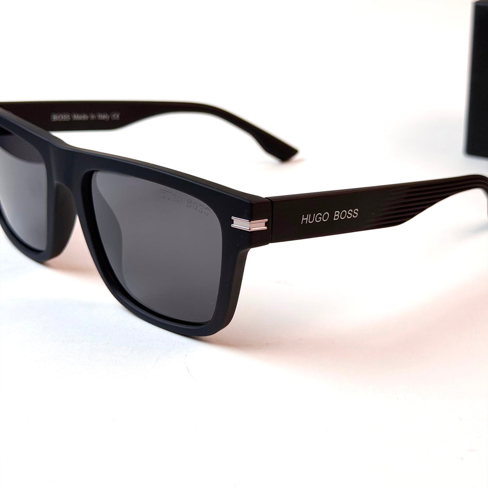 HUGO BOSS Rectangular Square – Black Smoke