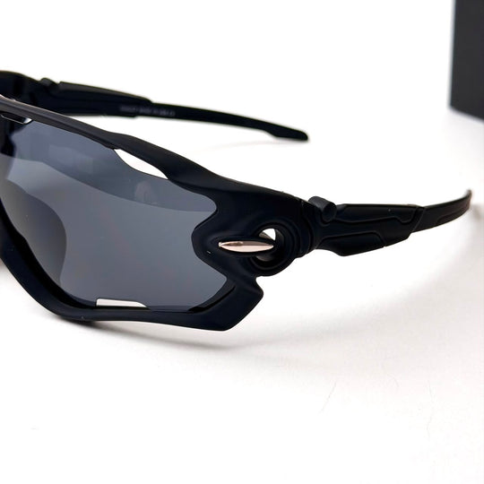 Oakley Jawbreaker – Matte Black Smoke