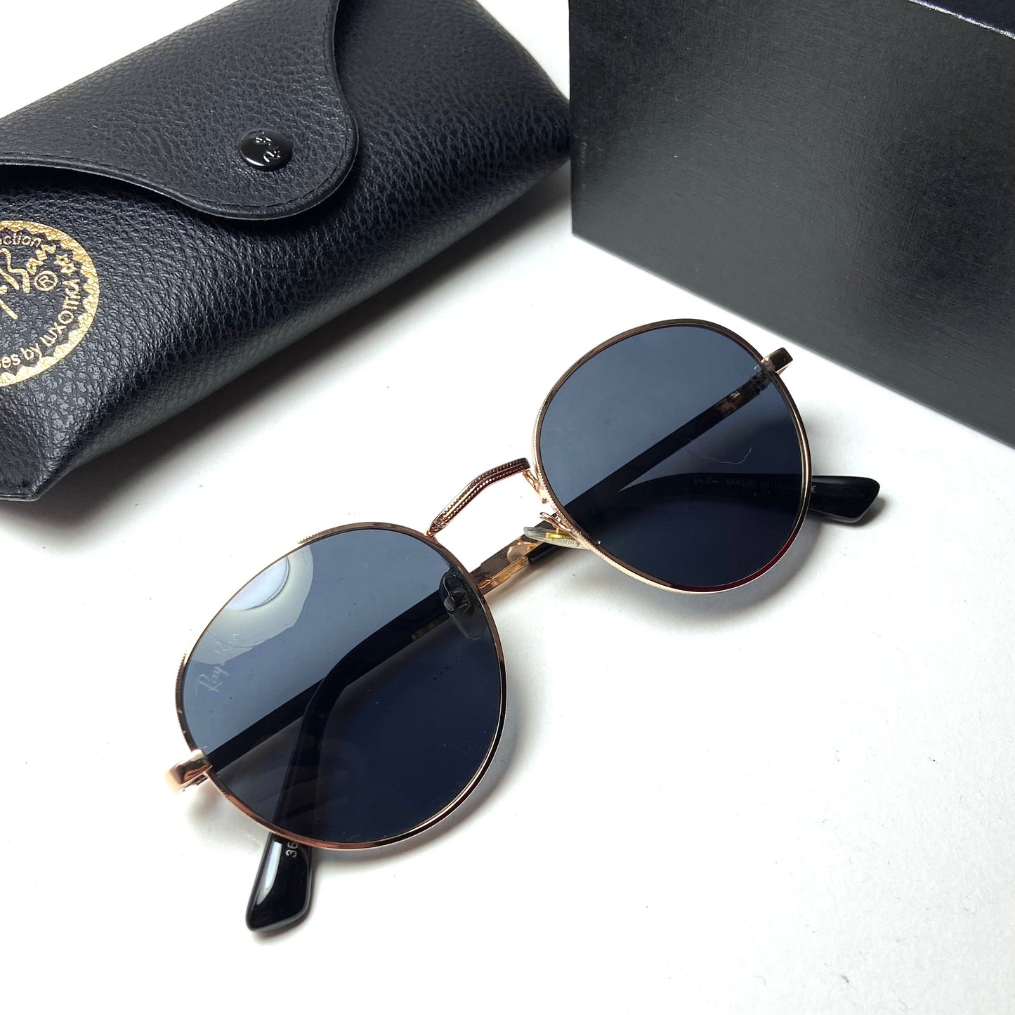 Ray Ban Golden Black Round Ornate Edition