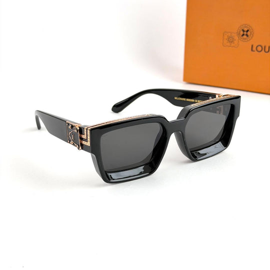 Louis Vuitton Millionaires – Glossy Black / Gold Hardware