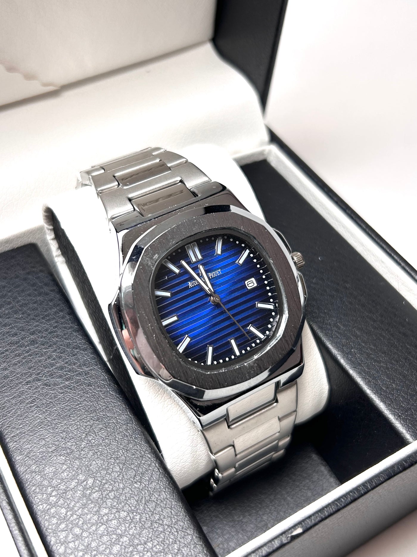 Audemars Piguet Royal Oak Nautilus For Him - Silver with Blue Dial