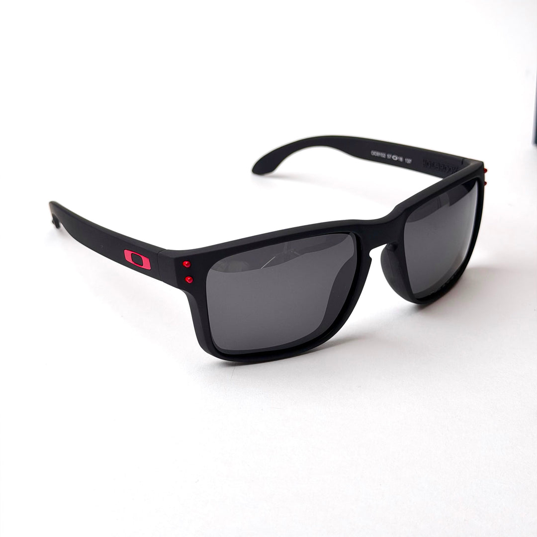 Oakley Holbrook – Black Red Grey