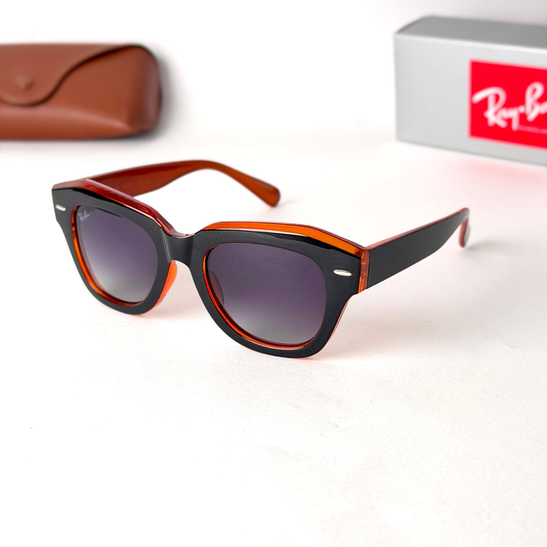 Ray Ban Wayfarer – Black / Amber