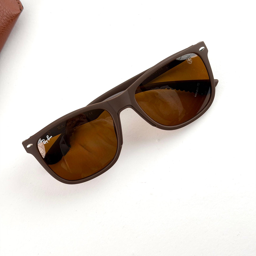 Ray Ban Wayfarer – Matte Brown