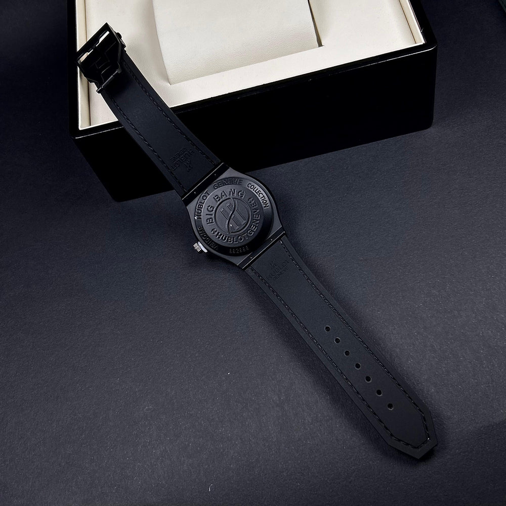 Hublot Classic Fusion Aerofusion Magic - Gray