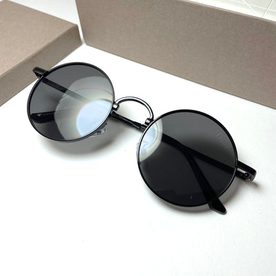 Dior Round N02 Black
