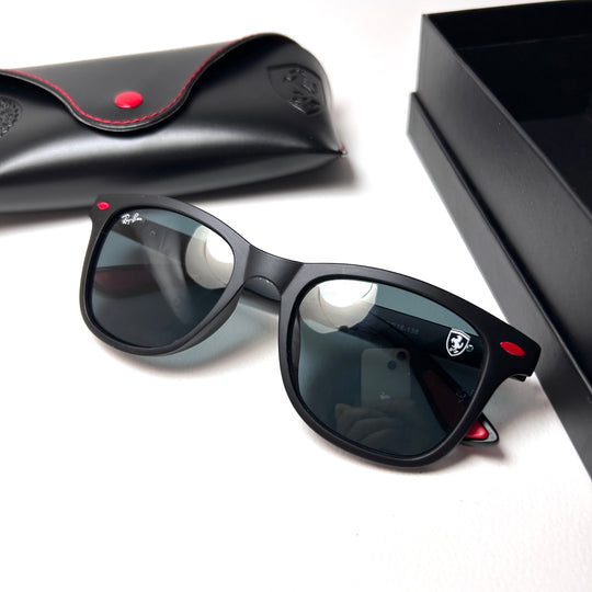 Ray Ban Wayfarer Scuderia Ferrari RB4195 - Black n Red