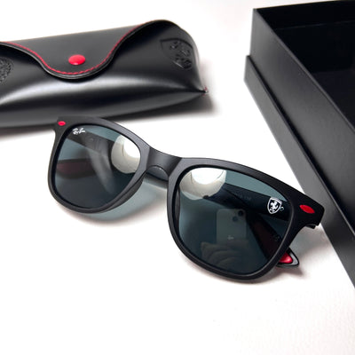 Ray Ban Wayfarer Scuderia Ferrari RB4195 - Black n Red