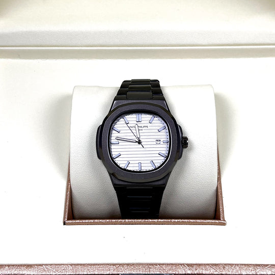 Patek Philippe Nautilus 5711 – White &amp; Black
