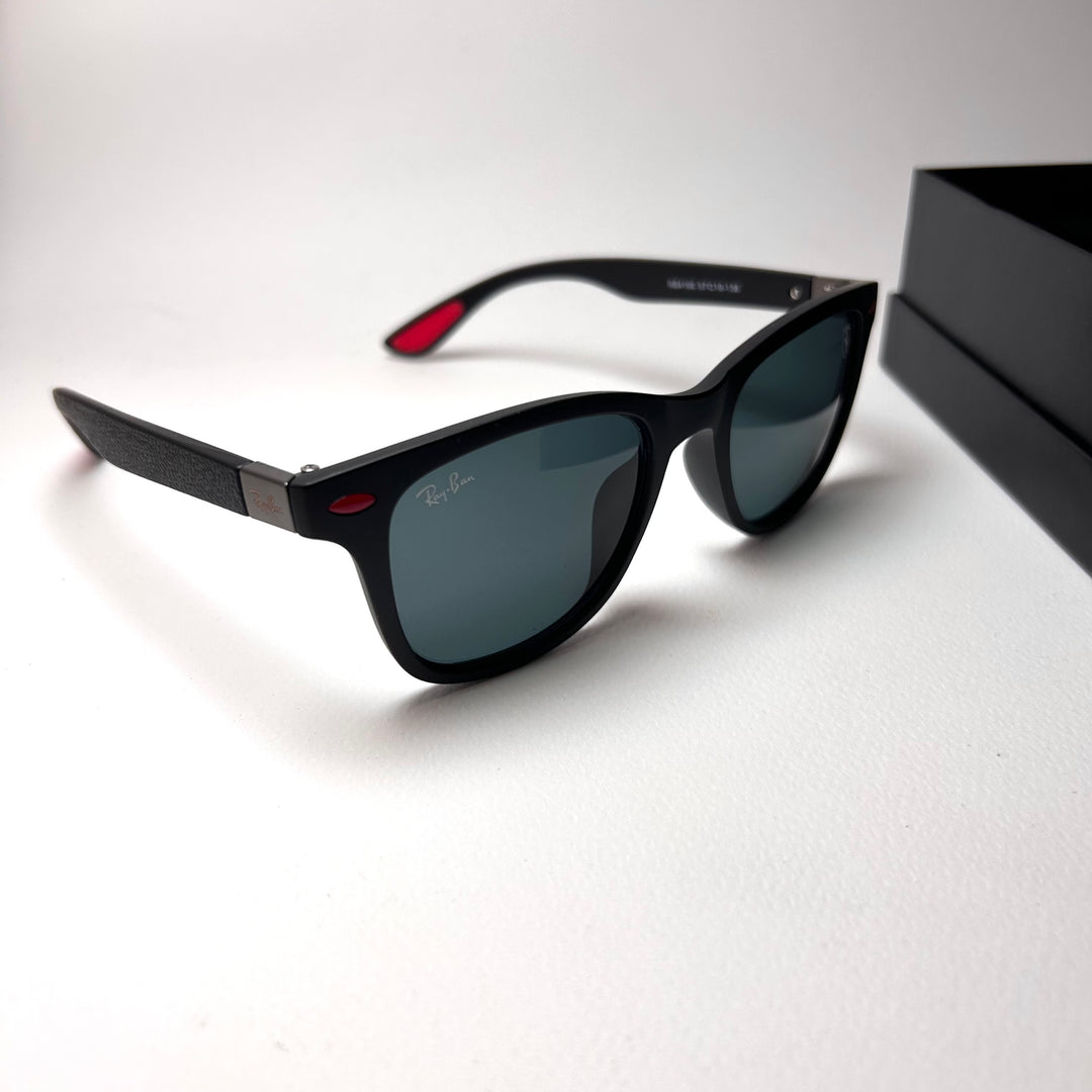 Ray Ban Wayfarer Scuderia Ferrari RB4195 - Black n Red