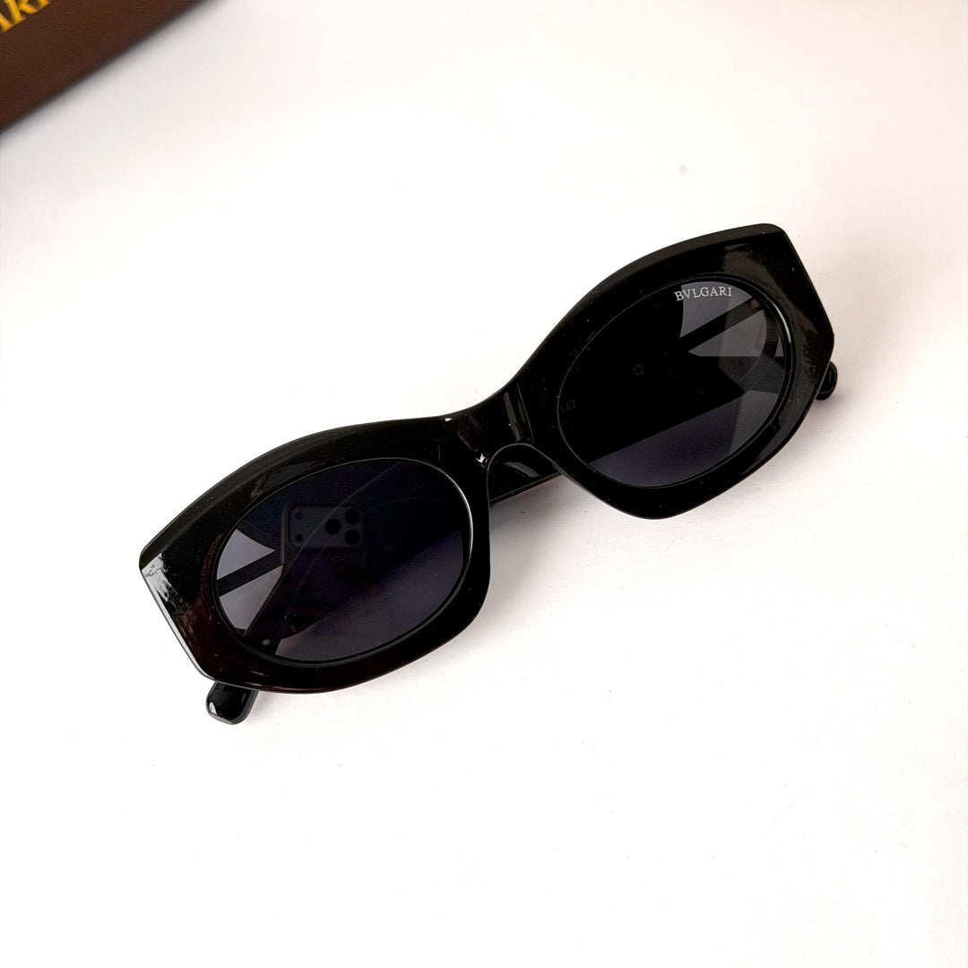 Bvlgari Black Oval – Gold Accent