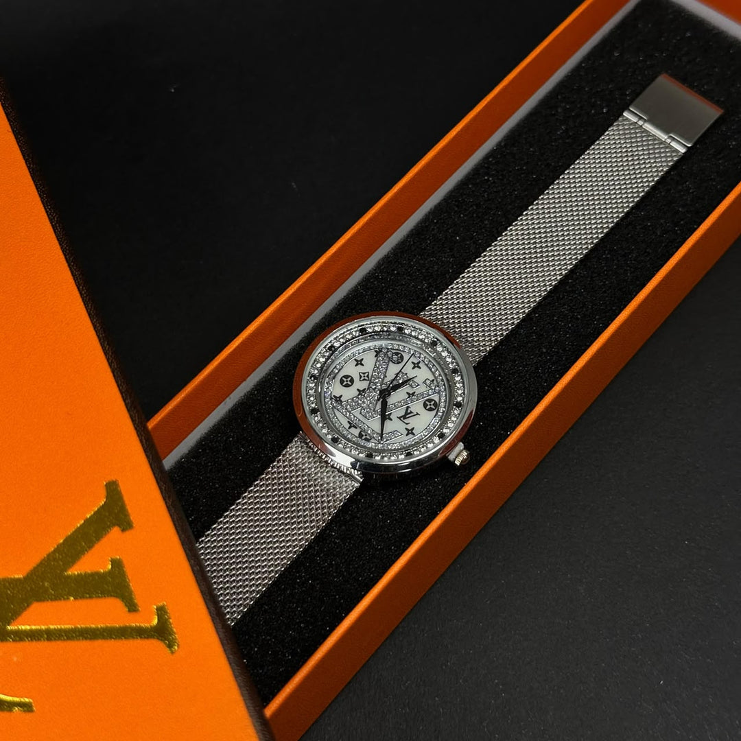 Louis Vuitton LV Crystal Round – Silver White