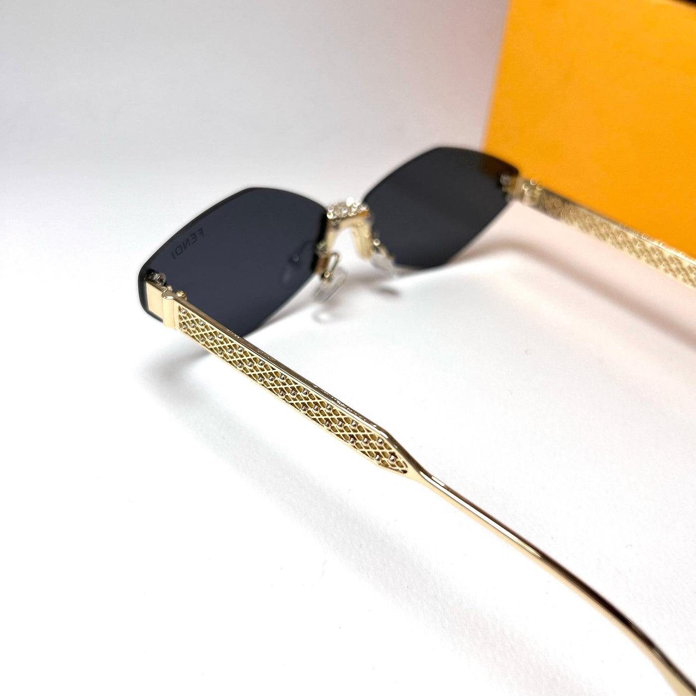 Fendi Geometric Rimless - Black