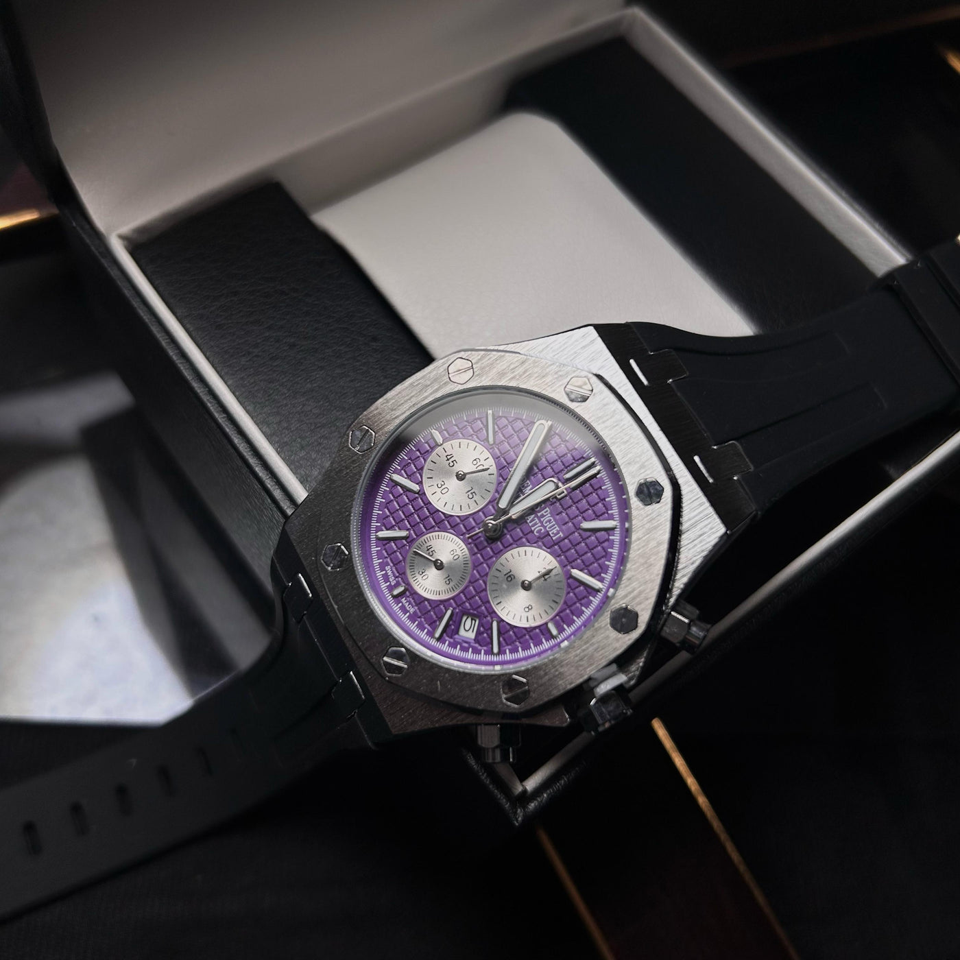 Audemars Piguet Royal Oak Chronograph For Him - Stainless Steel with Purple Dial