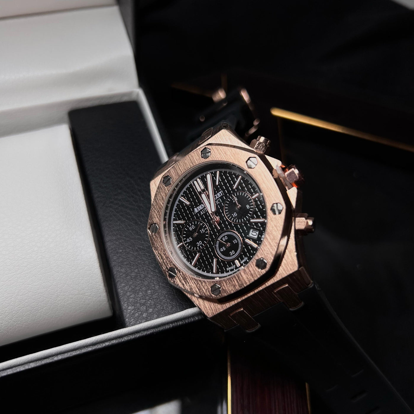 Audemars Piguet Royal Oak Chronograph For Him - Rose Gold-Tone with Black Dial