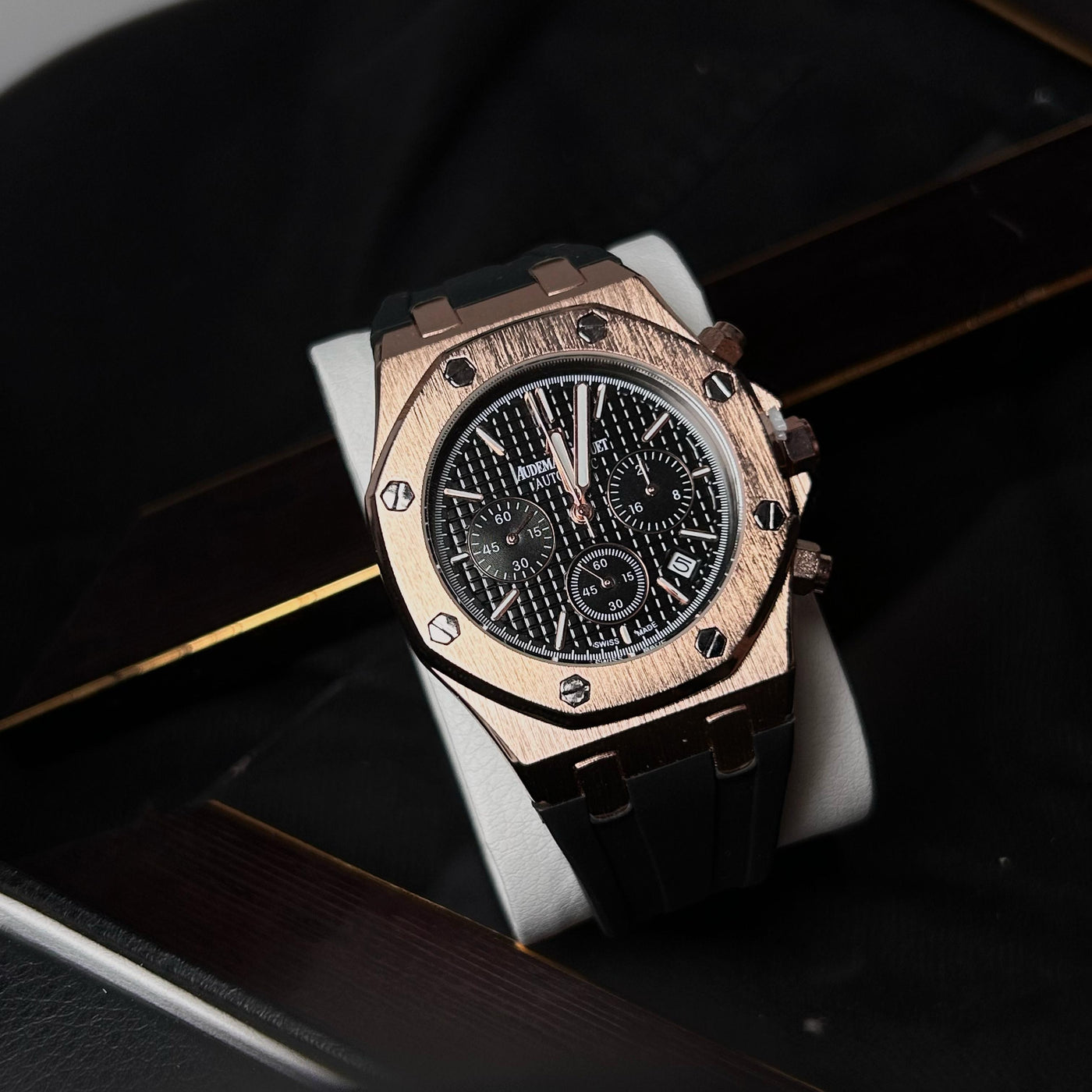 Audemars Piguet Royal Oak Chronograph For Him - Rose Gold-Tone with Black Dial
