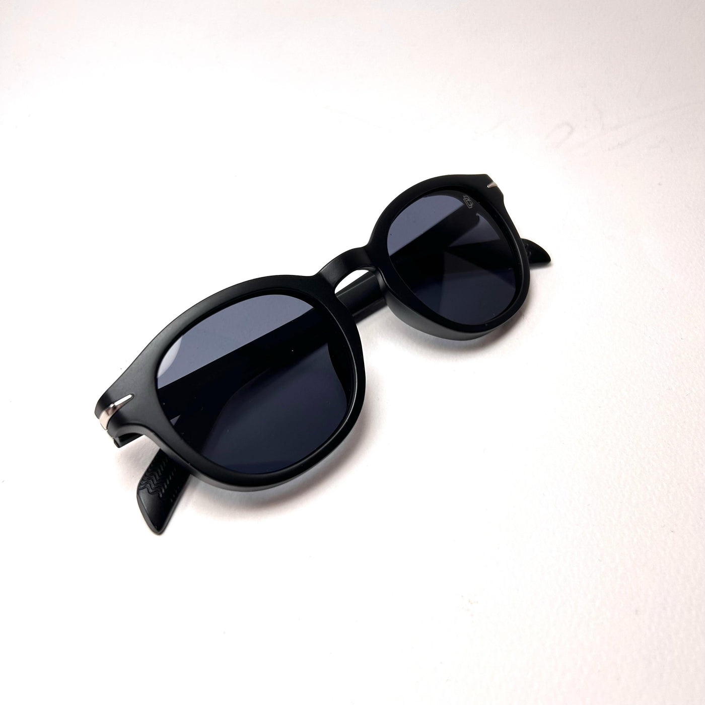 David Beckham Round DB7017 - Full Black