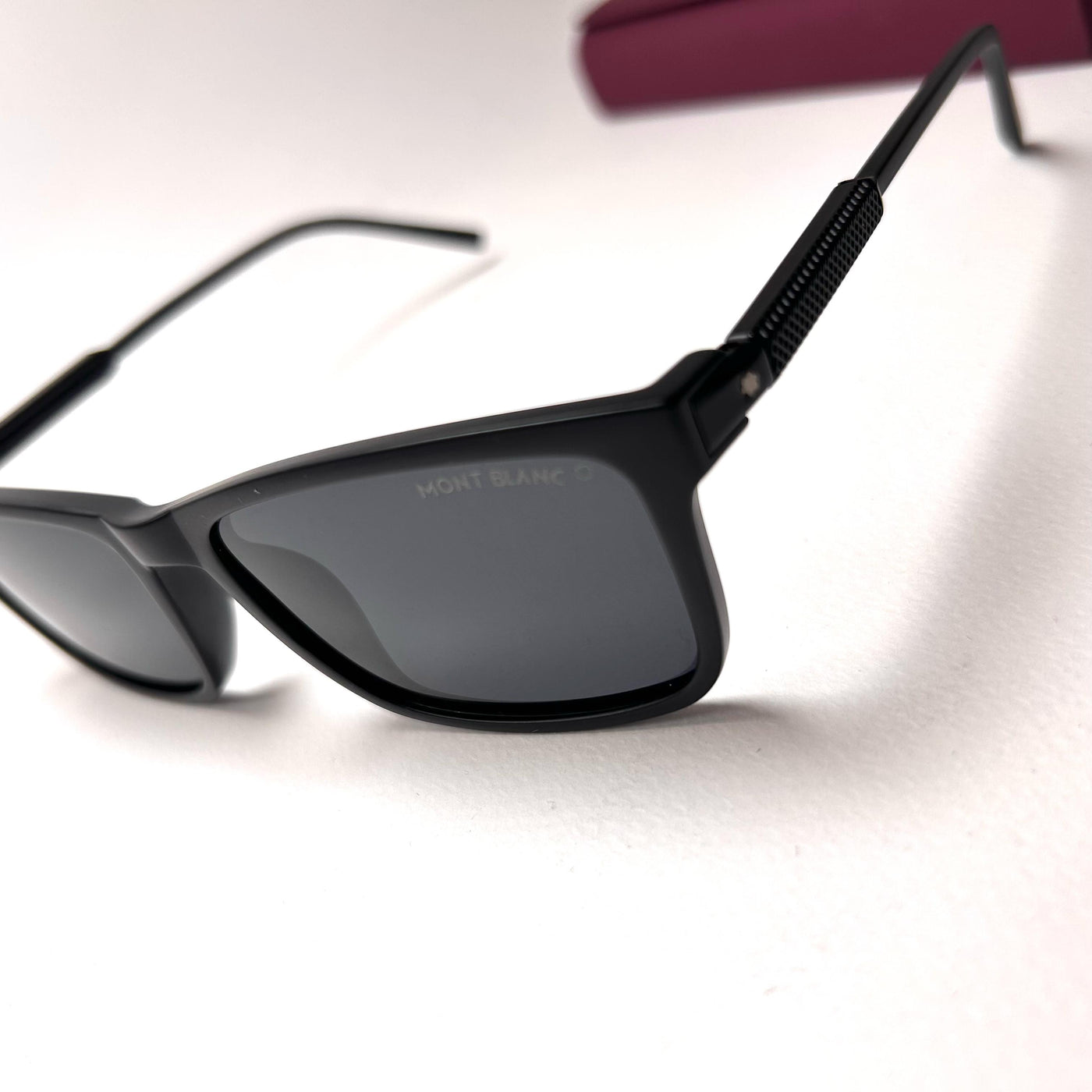 Mont Blanc Rectangular 8903 - Full Black