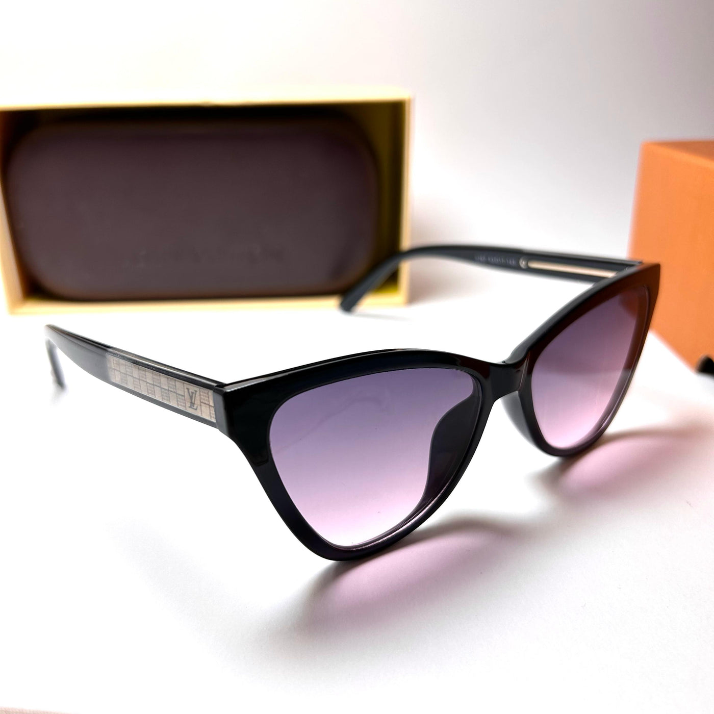 Louis Vuitton Cat Eye - Pink Gradient