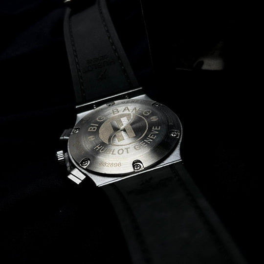 Hublot Big Bang Chronograph – Silver Navy