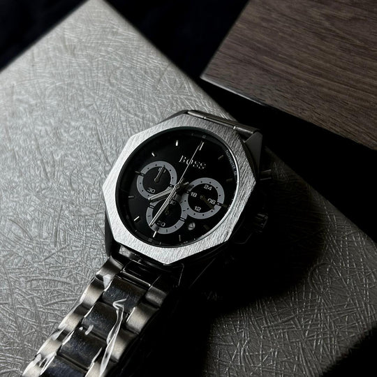Boss Titan Edge Chrono – Silver Black