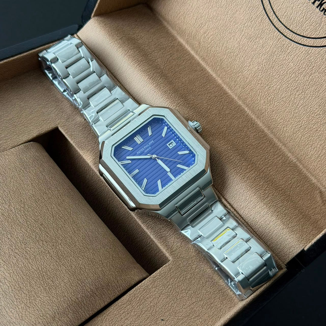 Patek Philippe Nautilus Style – Silver Blue Dial