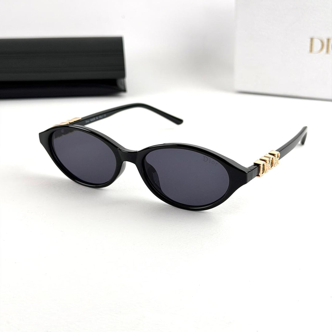 Dior Jolie Oval – Black