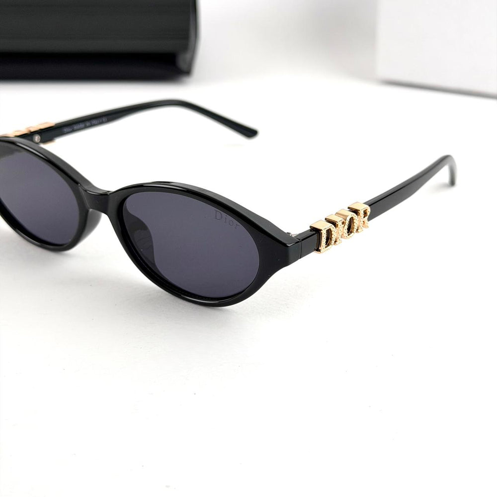 Dior Jolie Oval – Black