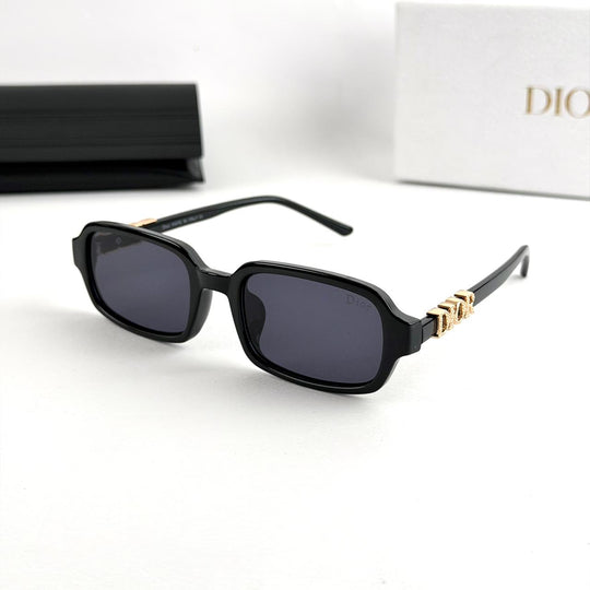 Dior Signature Rectangle – Black