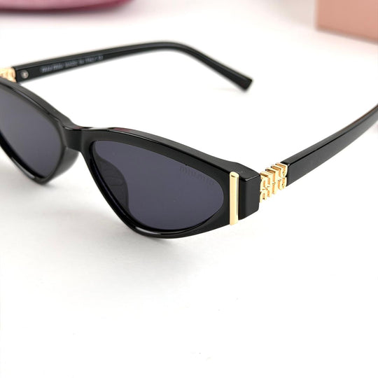 Miu Miu Noir Cat Eye – Black