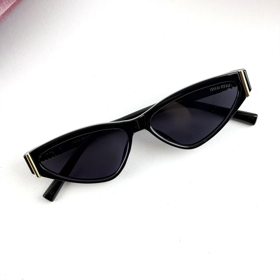 Miu Miu Noir Cat Eye – Black