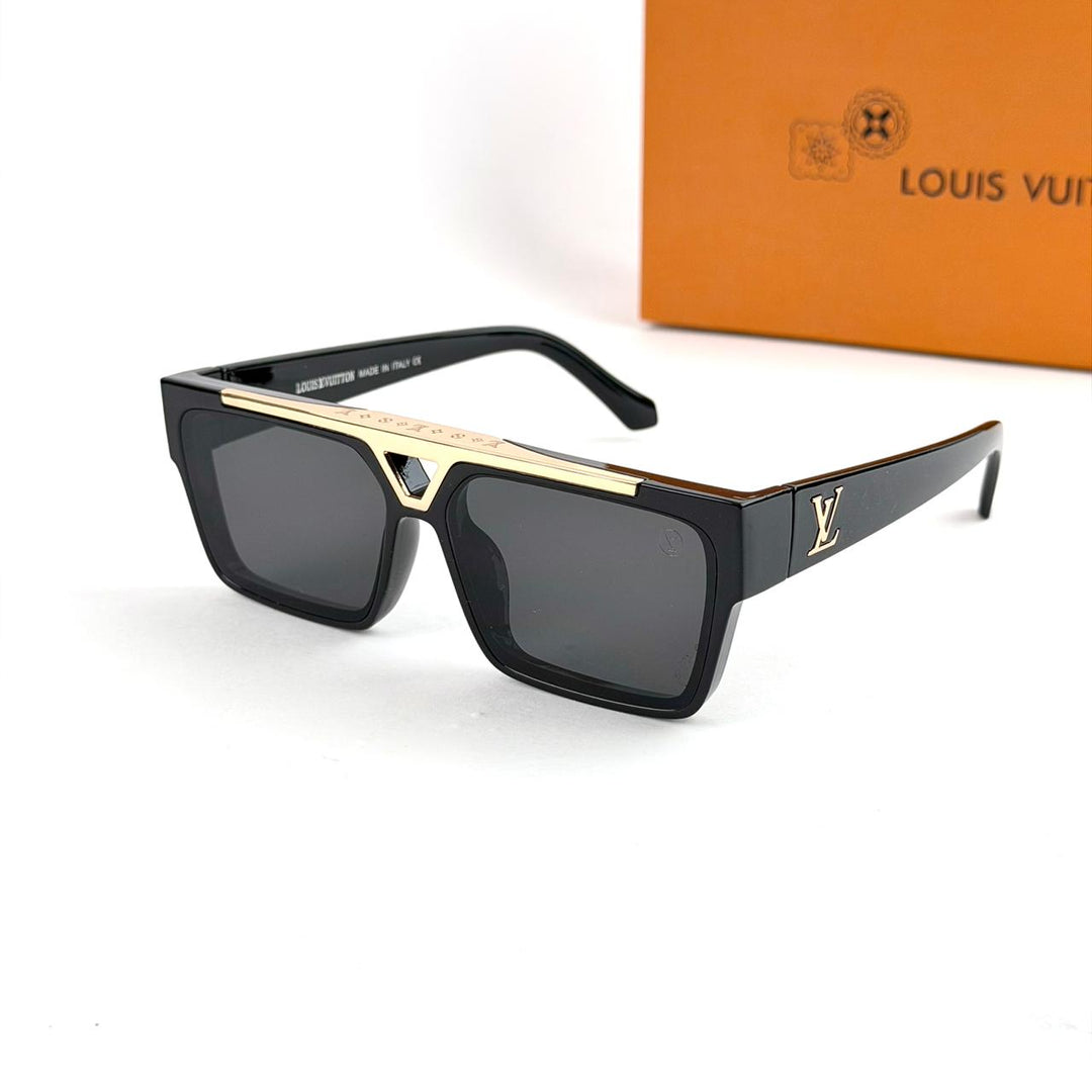 Louis Vuitton Horizon Square – Black Gold Edition