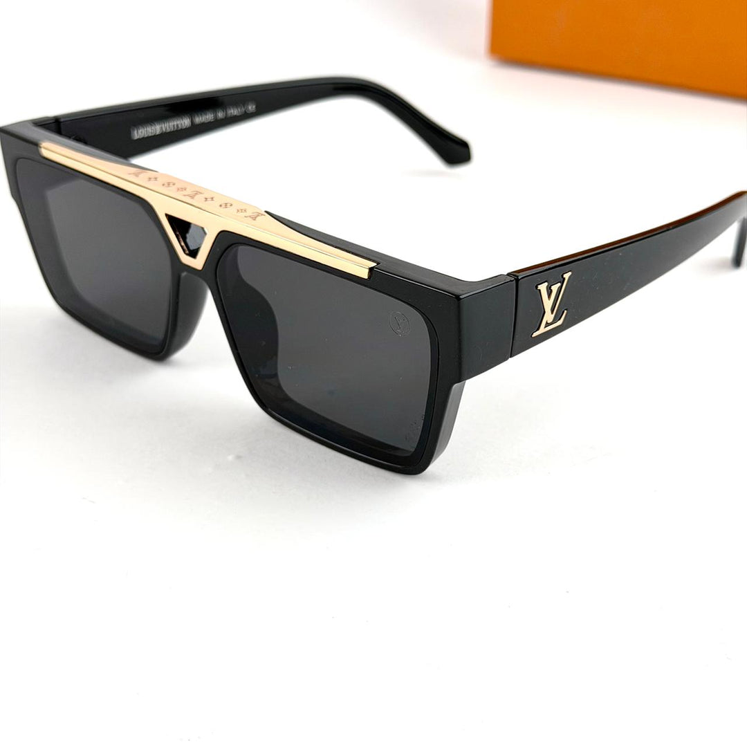 Louis Vuitton Horizon Square – Black Gold Edition