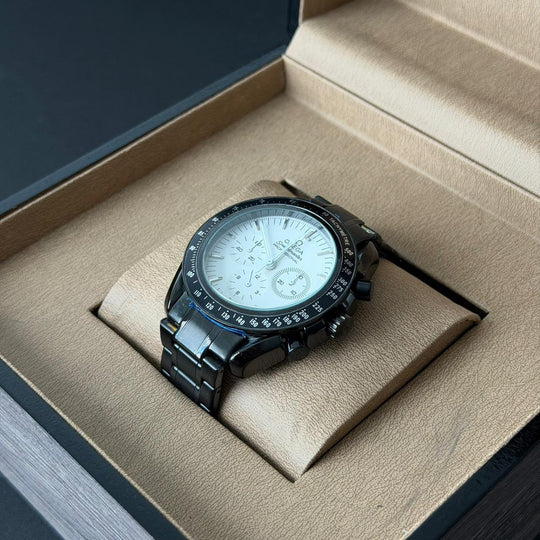 Omega Speedmaster - Black Edition