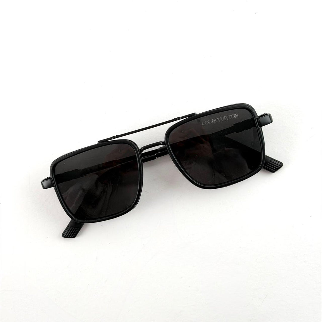 Louis Vuitton Square Double Bridge – Black