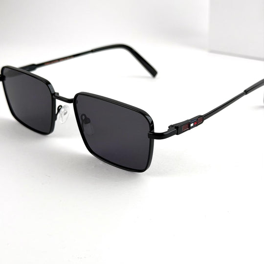 Tommy Hilfiger Square – Black