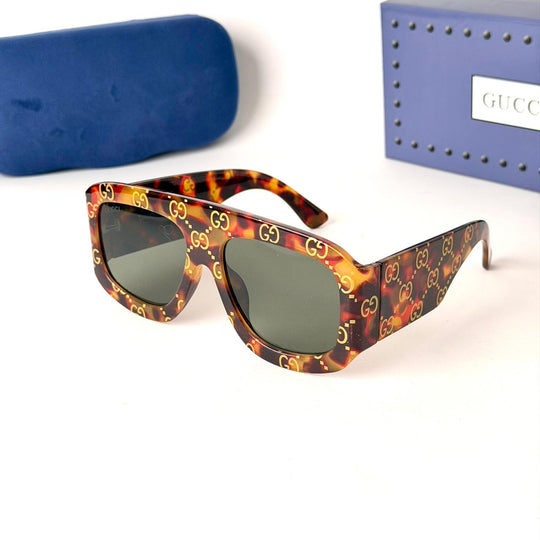 Gucci Monogram Tortoise Oversized – Brown