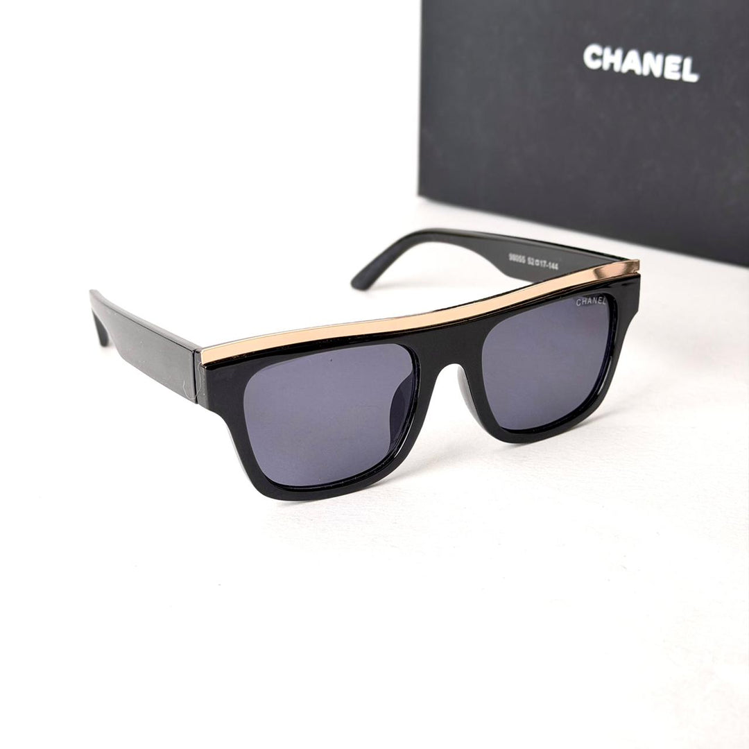 Chanel - Black &amp; Gold