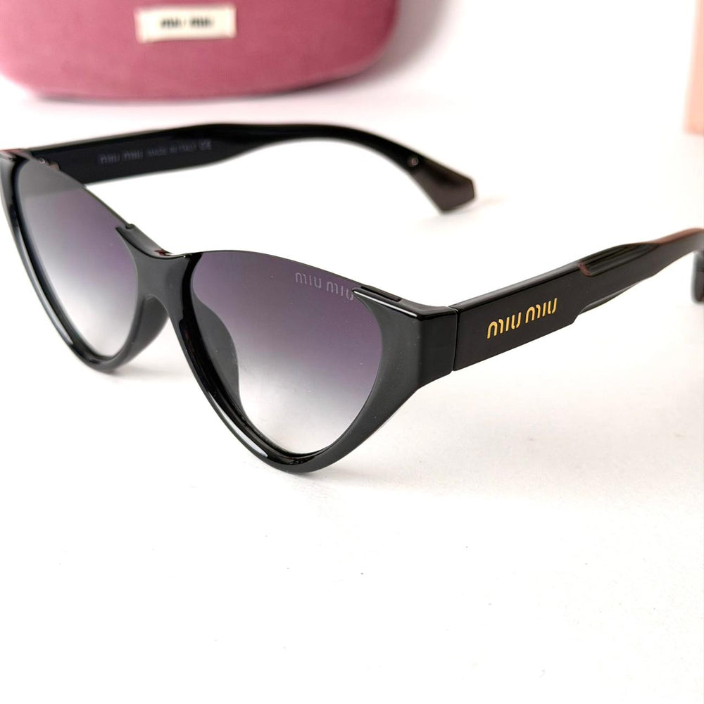 Miu Miu Cat-Eye Black – Gradient Grey