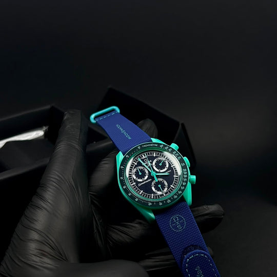 Omega MoonSwatch Mission on Earth – Turquoise &amp; Navy