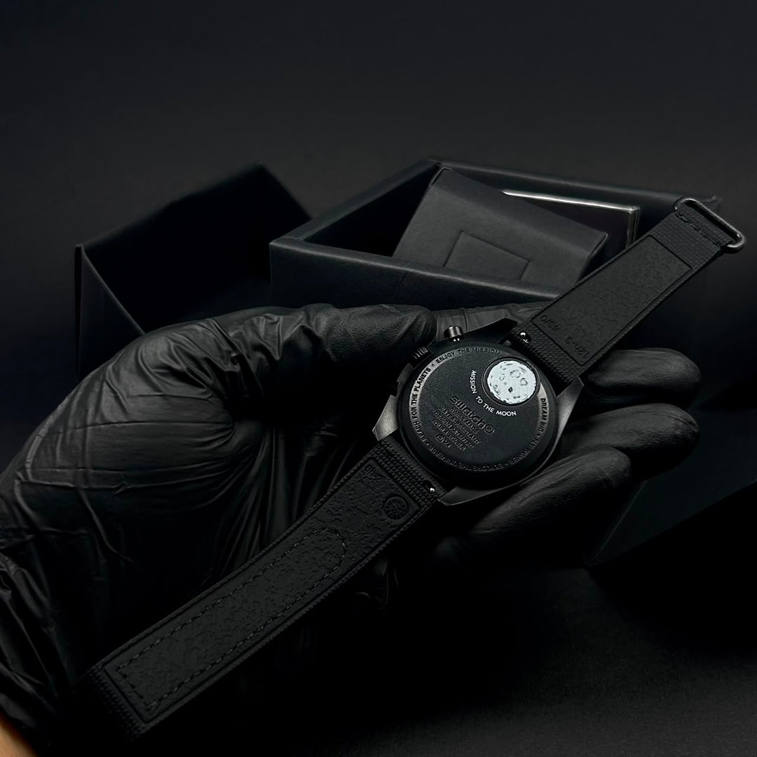 Omega MoonSwatch Mission to the Moon – Black