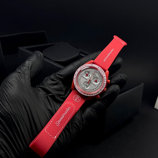 Omega MoonSwatch Mission to Mars – Red White